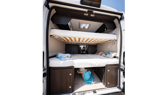 puerta trasera camper